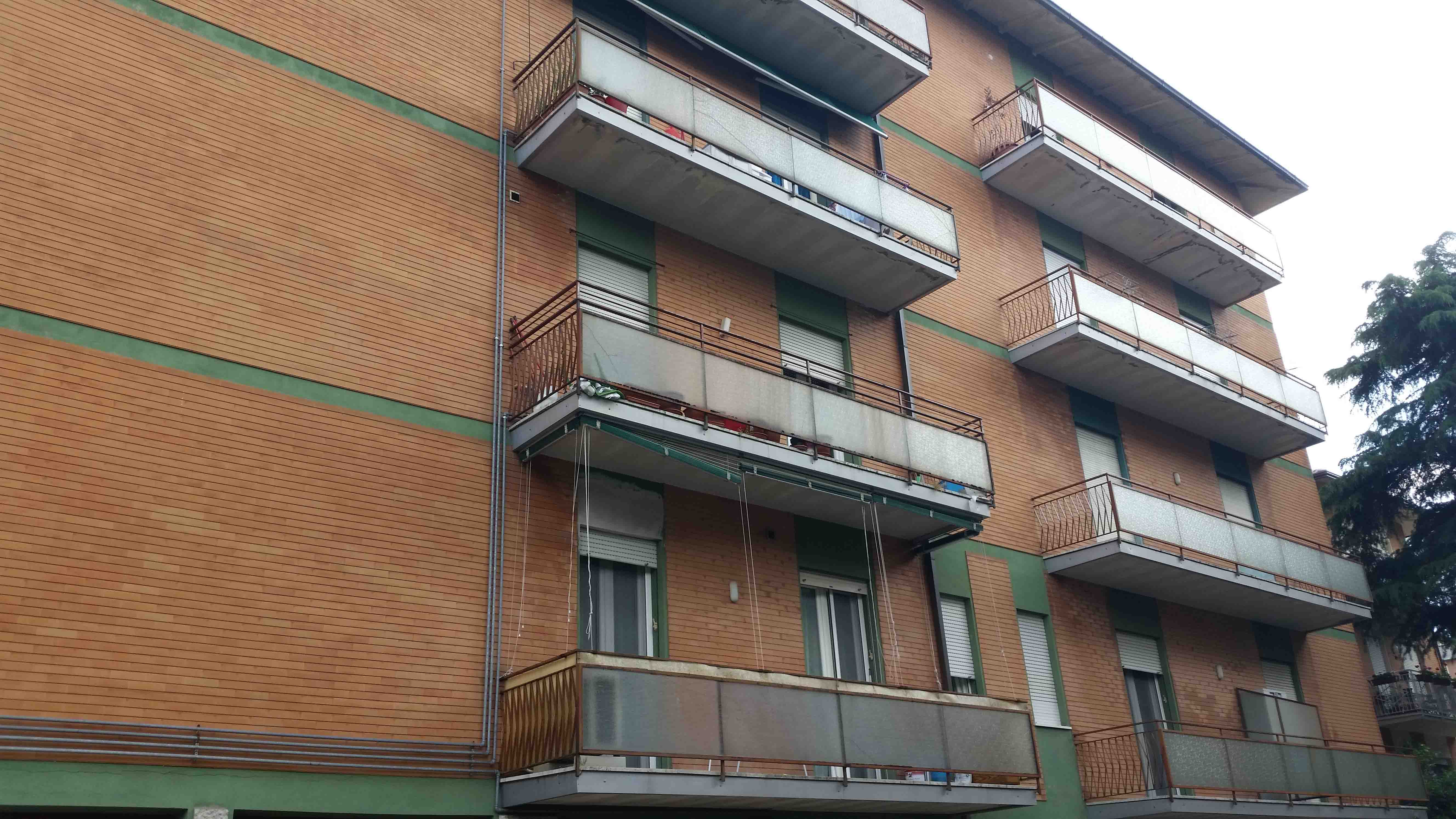 condominio da ristrutturare
